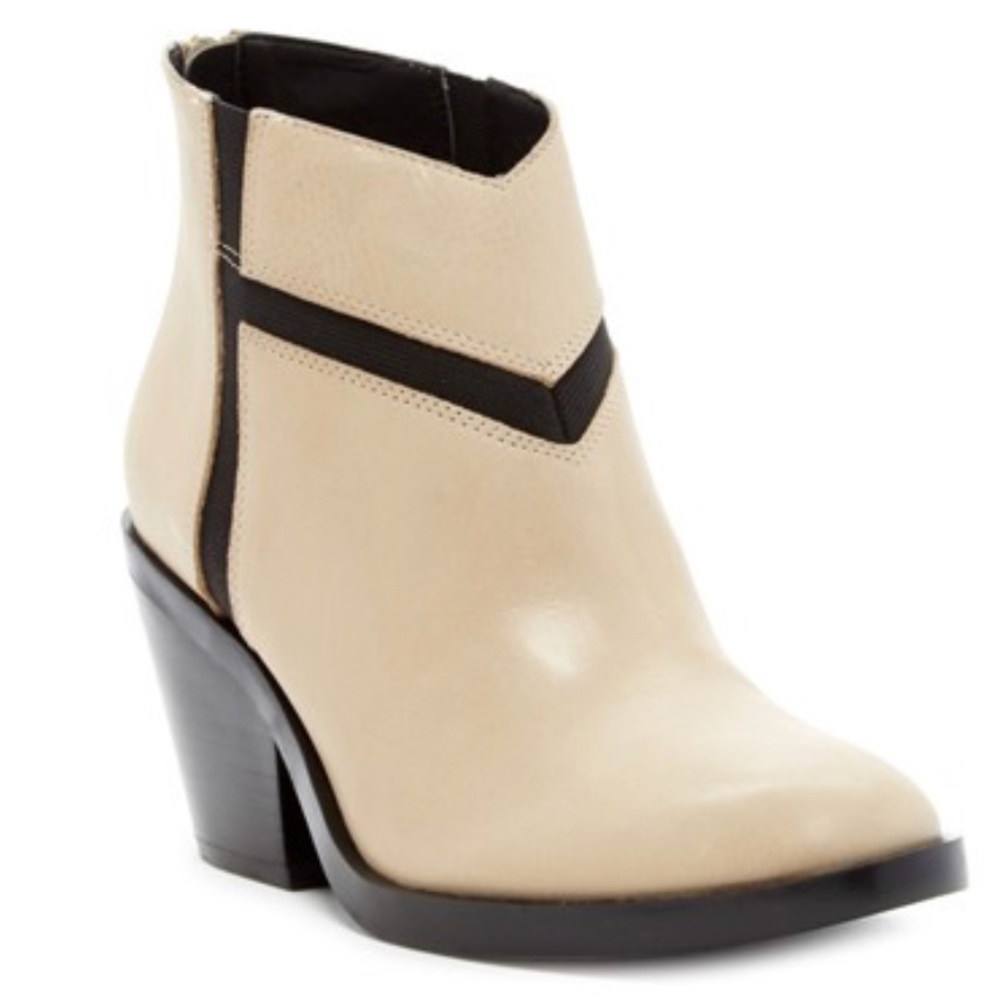 Cream Distressed Asymmetrical Leather Boots - Picture 6 of 7